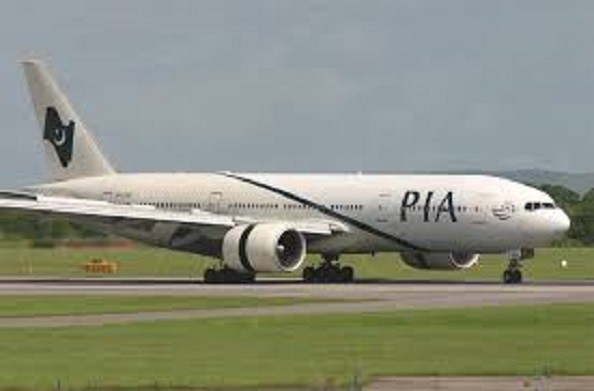 PAK में बड़ा हादसा… PIA का विमान हुआ क्रैश… विमान में 90 यात्री थे सवार