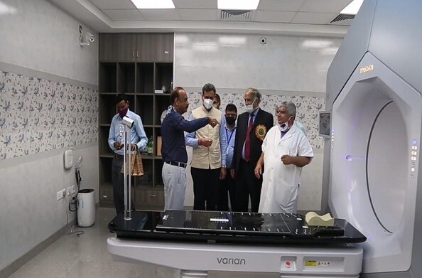 कैंसर मरीजों के लिए अच्छी खबर, एम्स में लगी दूसरी रेडियोथैरेपी मशीन