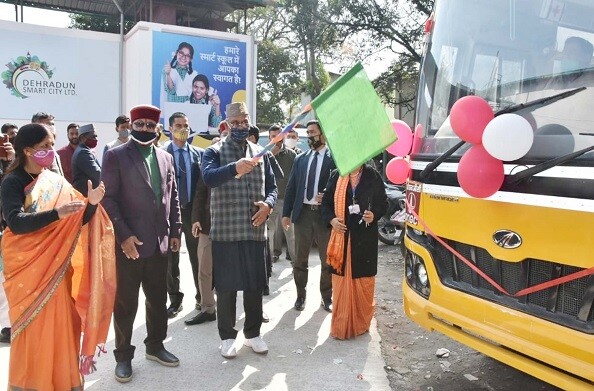 देहरादून: मुख्यमंत्री त्रिवेन्द्र ने किया 3 स्मार्ट विद्यालयों का लोकार्पण