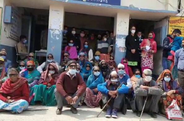 पिथौरागढ़: सीएचसी बेरीनाग में नेत्र कुंभ के चौथे दिन हुआ 55 लोगों के मोतियाबिंद का नि:शुल्क ऑपरेशन