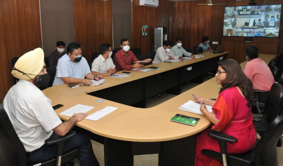 मुख्य सचिव डॉ. एस.एस. संधु ने की वीडियो कान्फ्रेंसिंग से जिलाधिकारियों के साथ बैठक,दिए जरूरी निर्देश