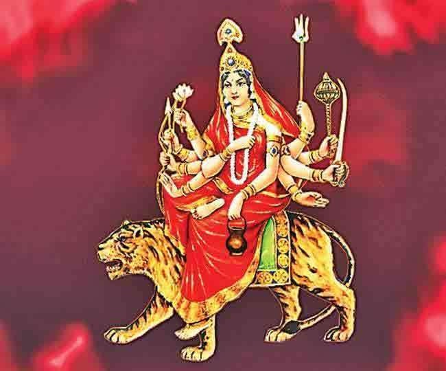 नवरात्र का तीसरे दिन होती है देवी चंद्रघंटा की पूजा, राक्षसों का वध करने वाली माता है चंद्रघंटा