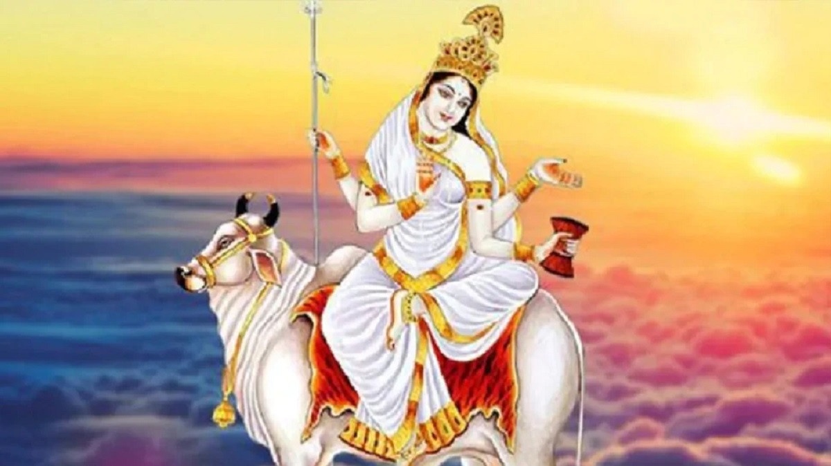 नवरात्र पहला दिन : पावन पर्व नवरात्र की शुरूआत, पहले दिन होती है मां शैलपुत्री की पूजा ,जानें कैसे करें मां को प्रसन्न