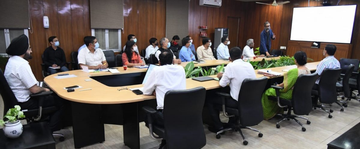 मुख्य सचिव डॉ. एस.एस. संधु ने सचिवालय में पर्यटन विभाग की समीक्षा के दौरान दिए अधिकारियों को जरूरी निर्देश