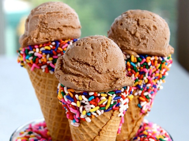 आइस्क्रीम खाने के शौकीन है तो जानें ये जरूरी बात, नहीं तो हो सकता है सेहत से खिलवाड़