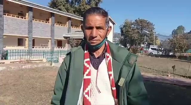प्रदेश के मुख्यमंत्री सीएम पुष्कर सिंह धामी के पैतृक गांव टुंडी के ग्रामीण ने जाहिर की मायूसी