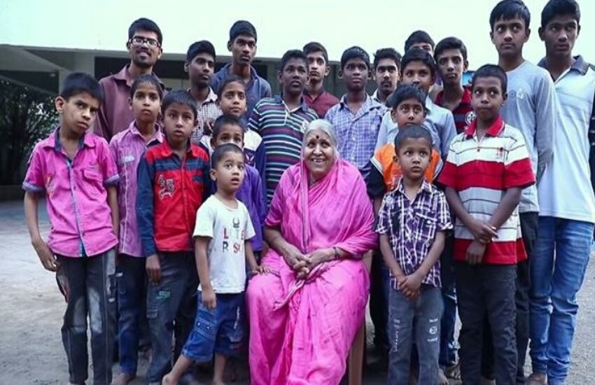 अनाथों का नाथ बनी महाराष्ट्र की मदर टेरेसा सिंधुताई ने दुनिया को कहा अलविदा