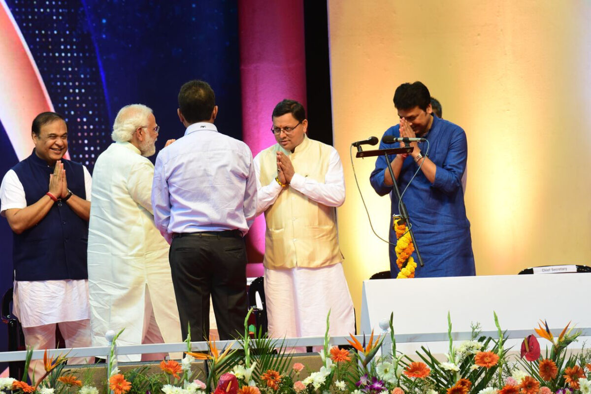 मुख्यमंत्री पुष्कर सिंह धामी गोवा के मुख्यमंत्री प्रमोद सावंत के शपथ ग्रहण समारोह में हुए शामिल