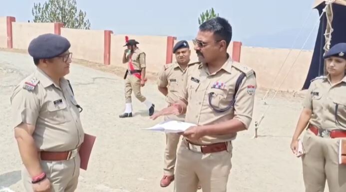 टिहरी में 15 मई से 7 जून तक चलेगी पुलिस भर्ती परीक्षा,  एसएसपी ने किया पुलिस लाइन का निरीक्षण