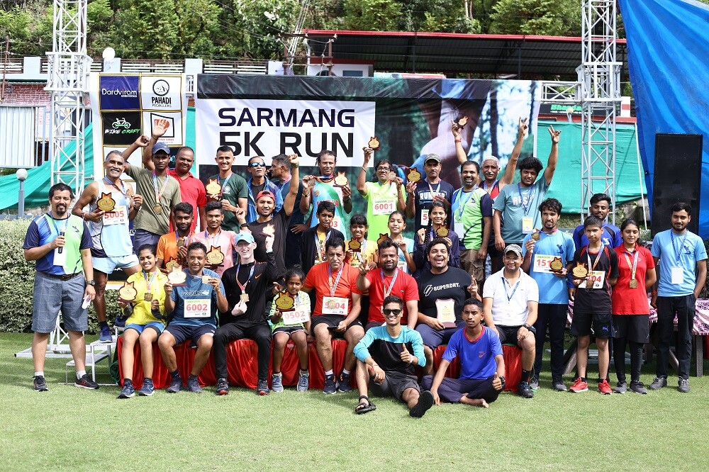 देहरादून: मालदेवता में सारमंग एडवेंचर टूर्स ने  जंगल और पेड़ बचने  के लिए “सारमंग 5K रन” का किया आयोजन