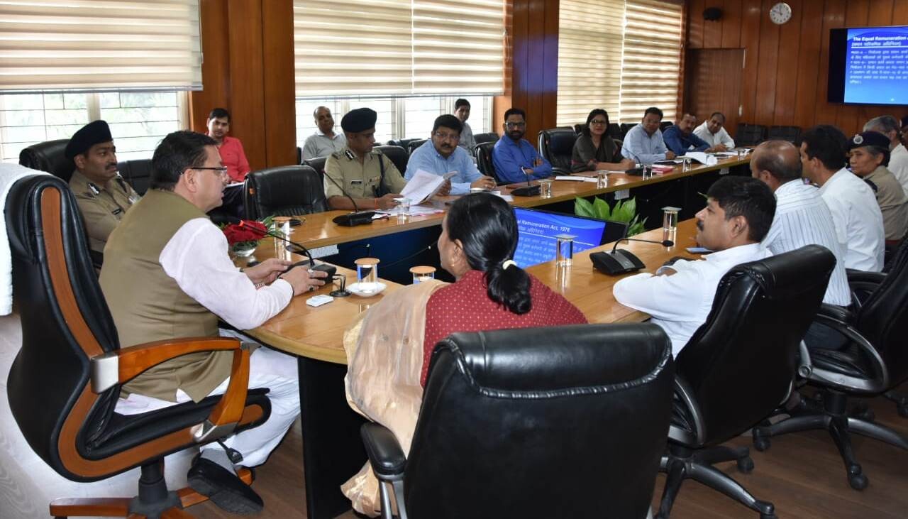 Pushkar singh Dhami meeting officials