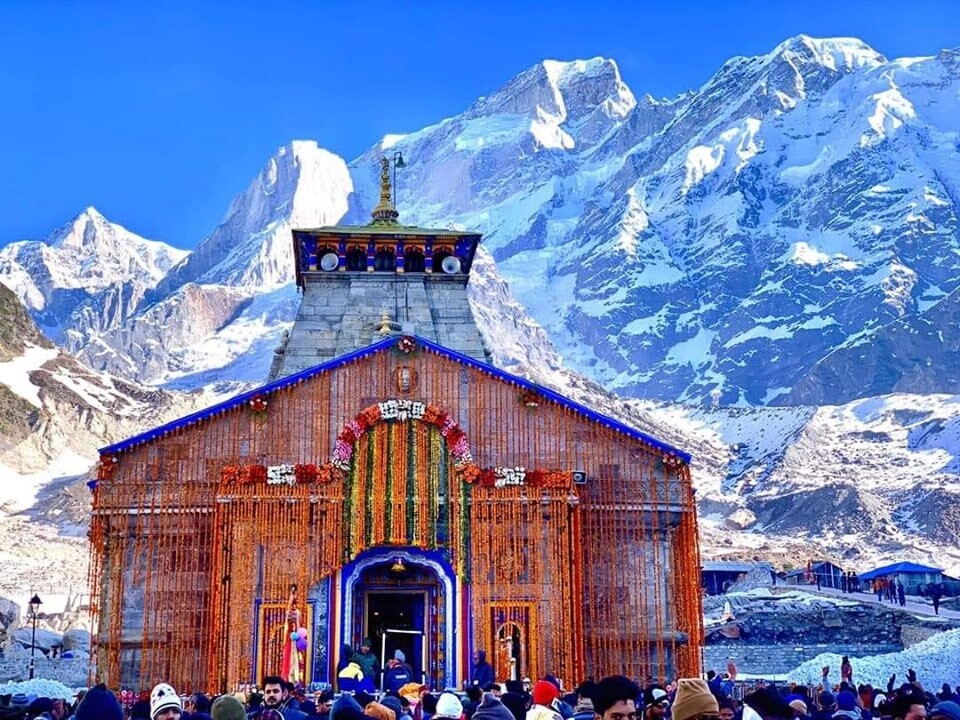 शीतकाल के लिए बंद हुए केदारनाथ धाम के कपाट, ओंकारेश्वर मंदिर ऊखीमठ में विराजमान होगी डोली
