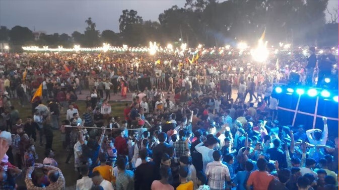 Crowd in dusshera