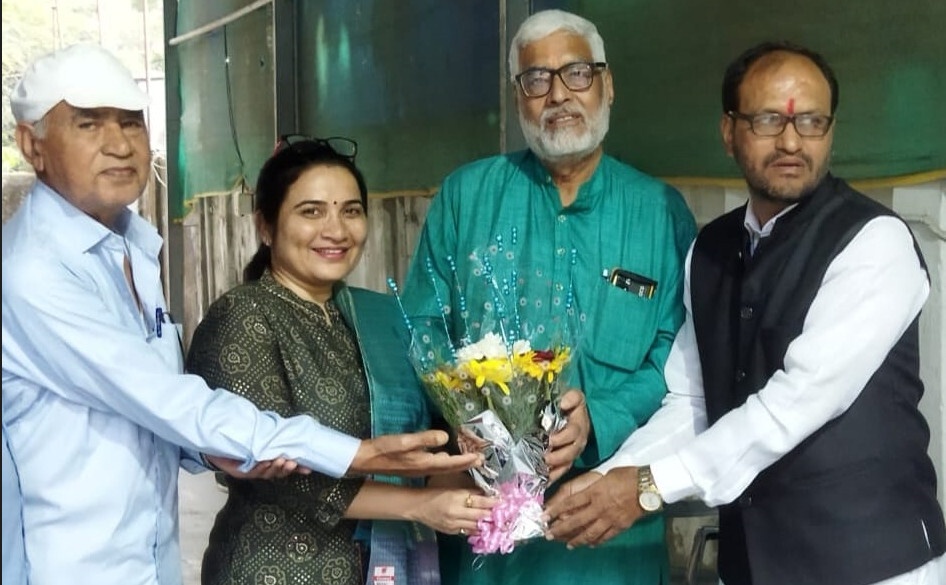 महाराष्ट्र हिंदी साहित्य अकादमी की सदस्य बनी उत्तराखंड की कमला बडोनी, उत्तराखंड़ियों ने किया सम्मान