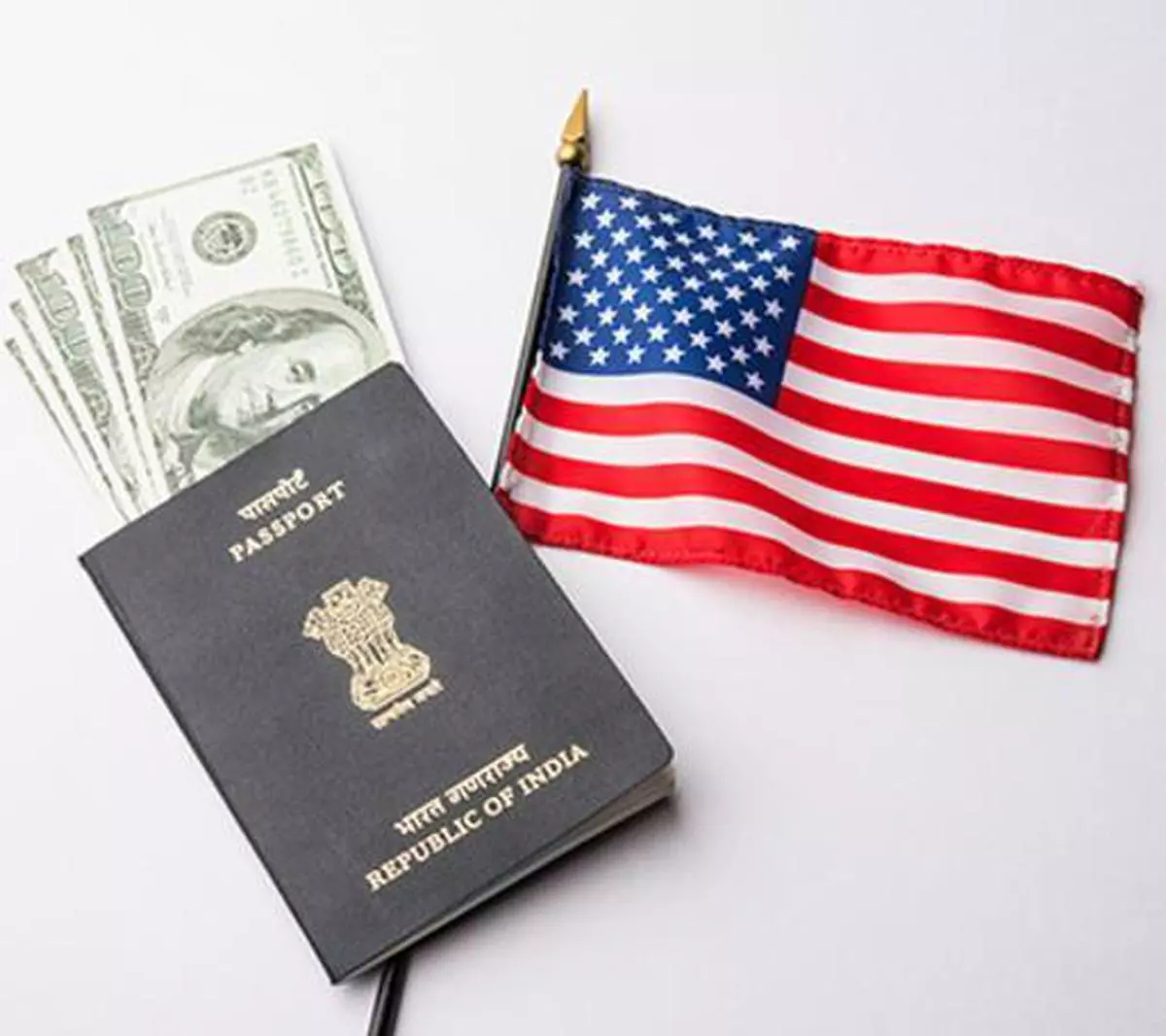 H-1B वीज़ा पर अमेरिकी कोर्ट के फ़ैसले से हज़ारों भारतीयों को पहुंचेगा फ़ायदा