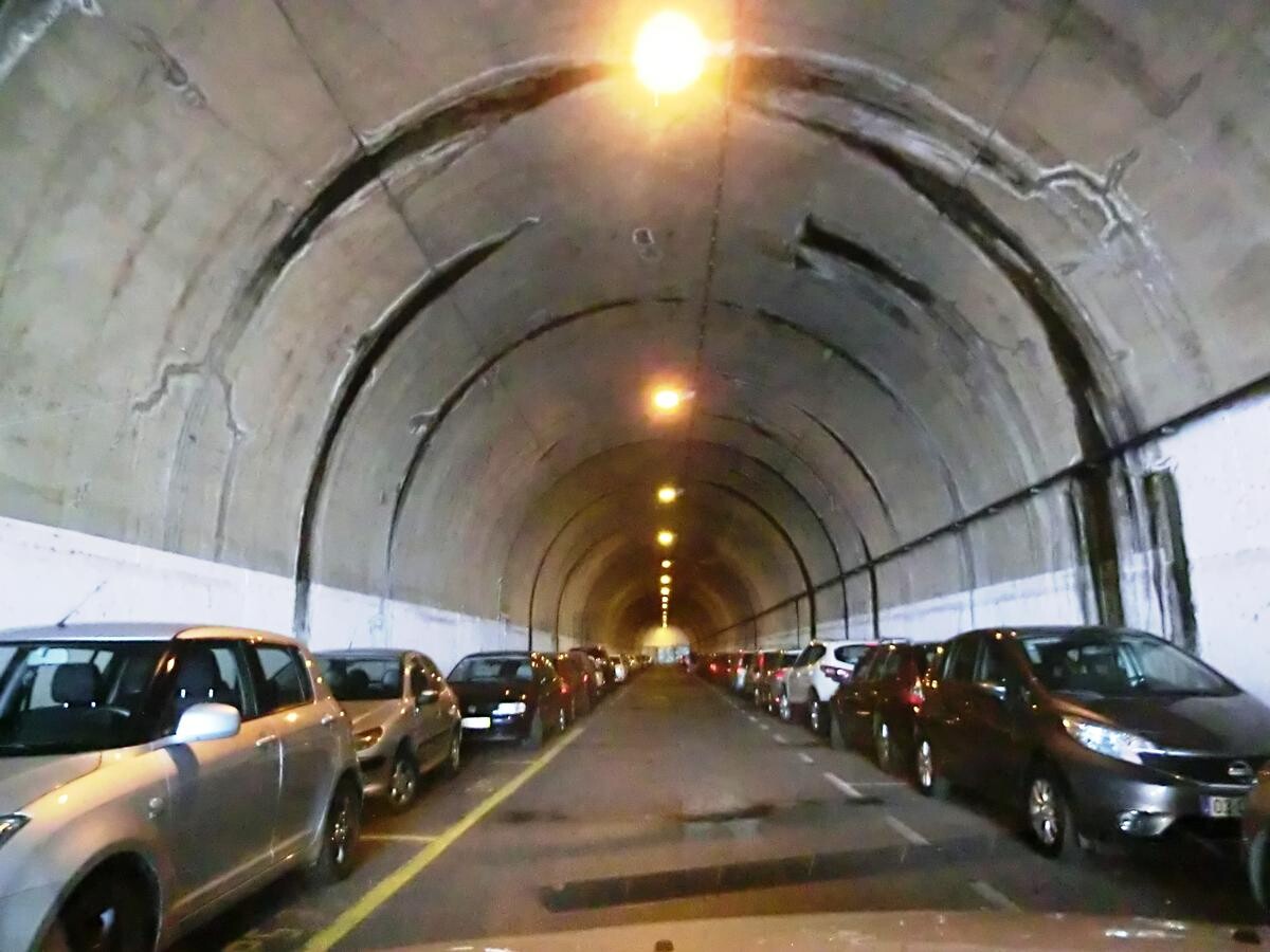 tunnel parking