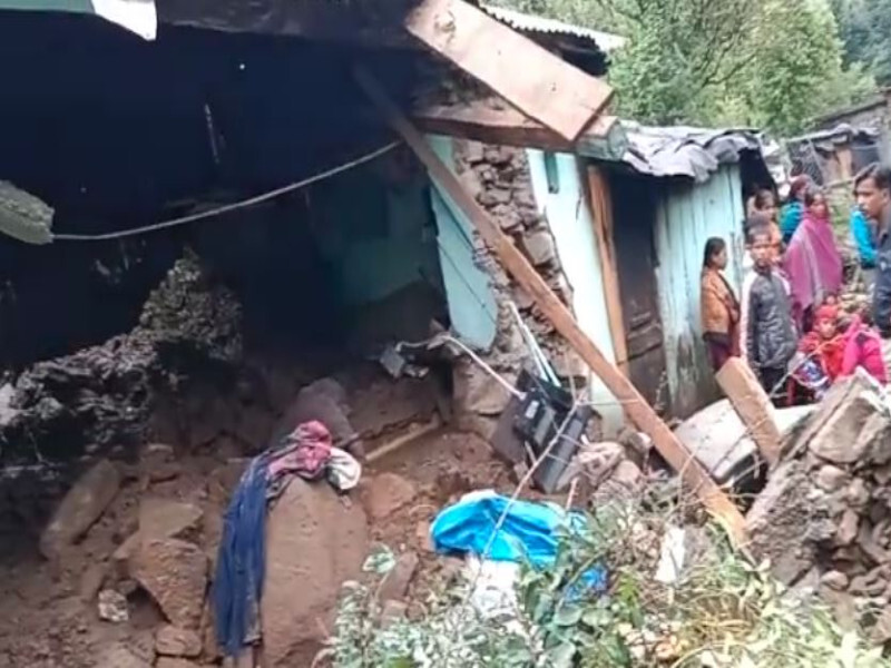 टिहरी में बारिश का तांडव, ढही घर की दीवार, मलबे में दबकर दो बच्चों की दर्दनाक मौत