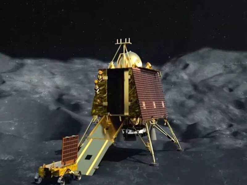 Chandrayaan-3 Moon Landing Live Updates: ISRO ने रचा इतिहास, चंद्रयान-3 के विक्रम लैंडर की चंद्रमा पर हुई सॉफ्ट लैंडिंग