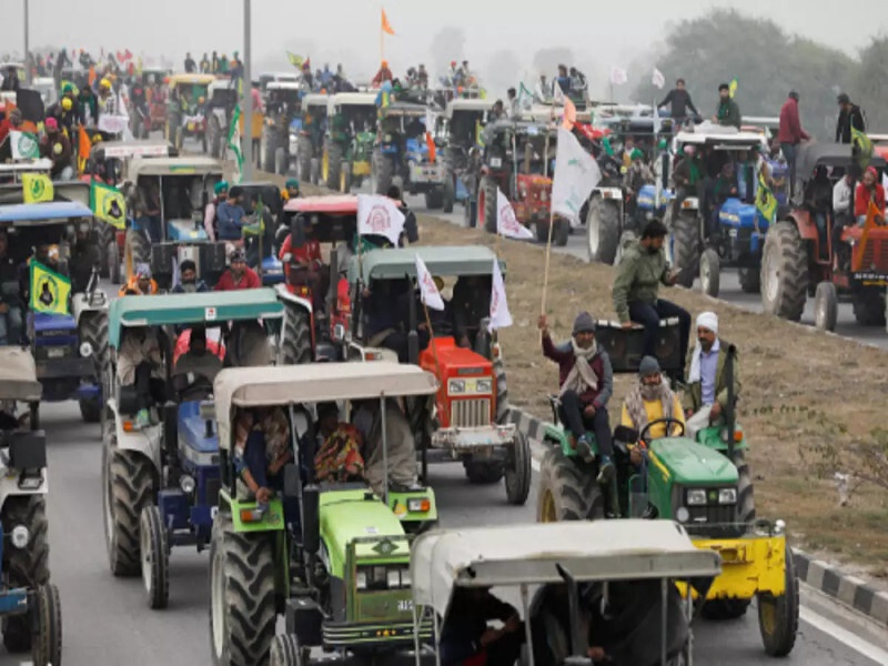 भारतीय किसान यूनियन की रुड़की में महापंचायत, हजारों किसानों ने निकाली ट्रैक्टर रैली