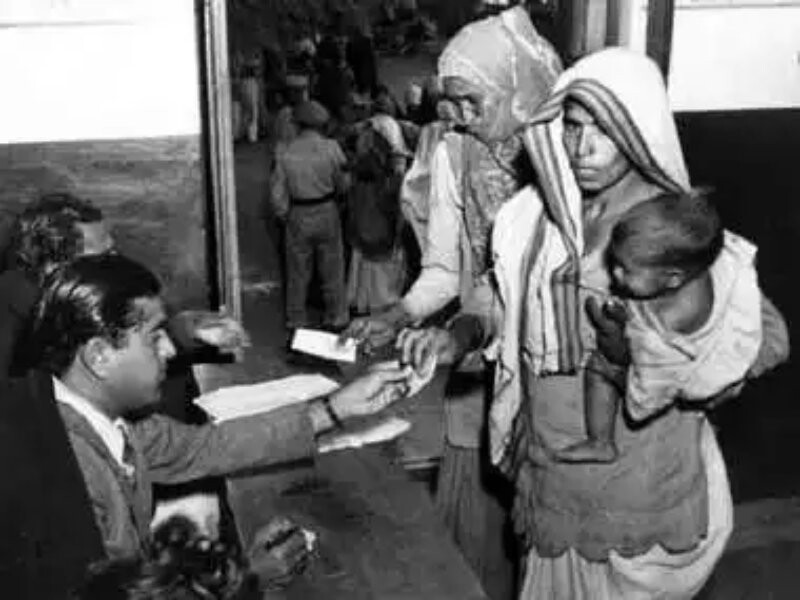 इस तरह लड़ा गया था आज़ाद भारत का पहला आम चुनाव, हुआ था नकली मतदान